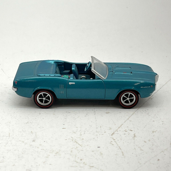 1968 Pontiac Firebird Classic American Car - Hallmark Keepsake Diecast Ornament - Picture 6 of 16